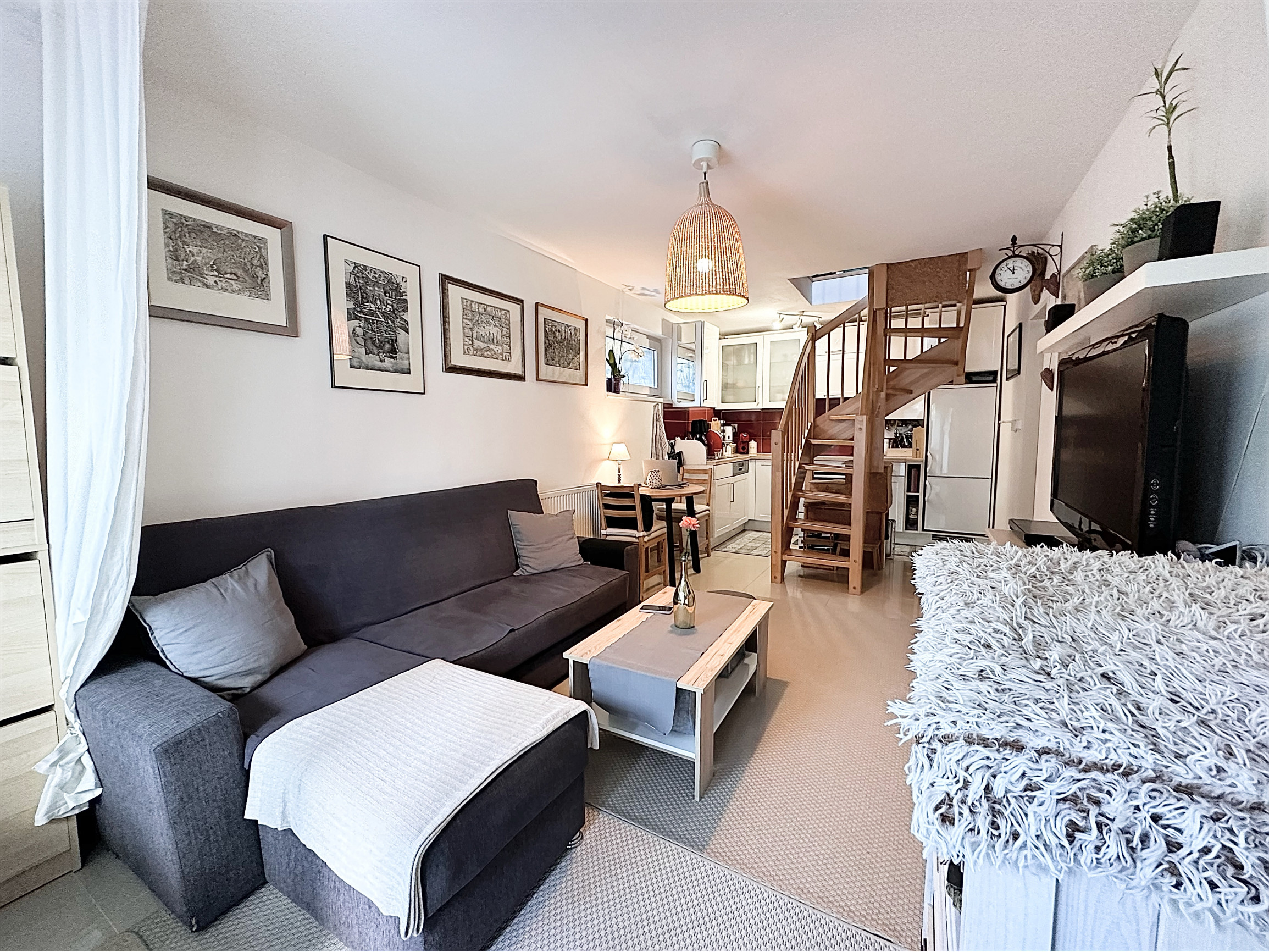 BE.LIVE COMPANY- PRENÁJOM- 3 IZBOVÝ BYT- 74m2- HORSKÝ PARK