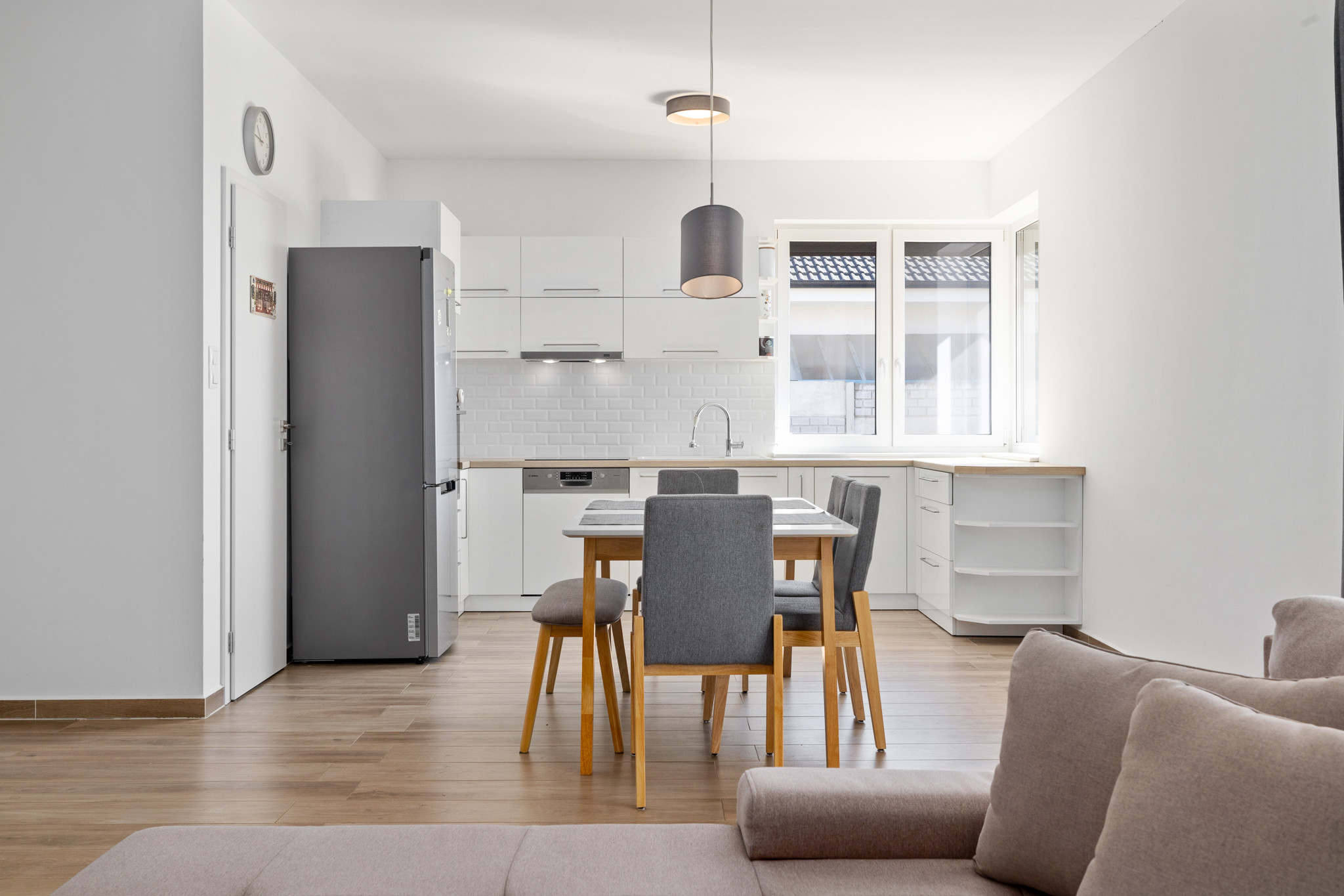 PREDANÉ- 4 IZBOVÝ- BUNGALOV-109m2- MILOSLAVOV