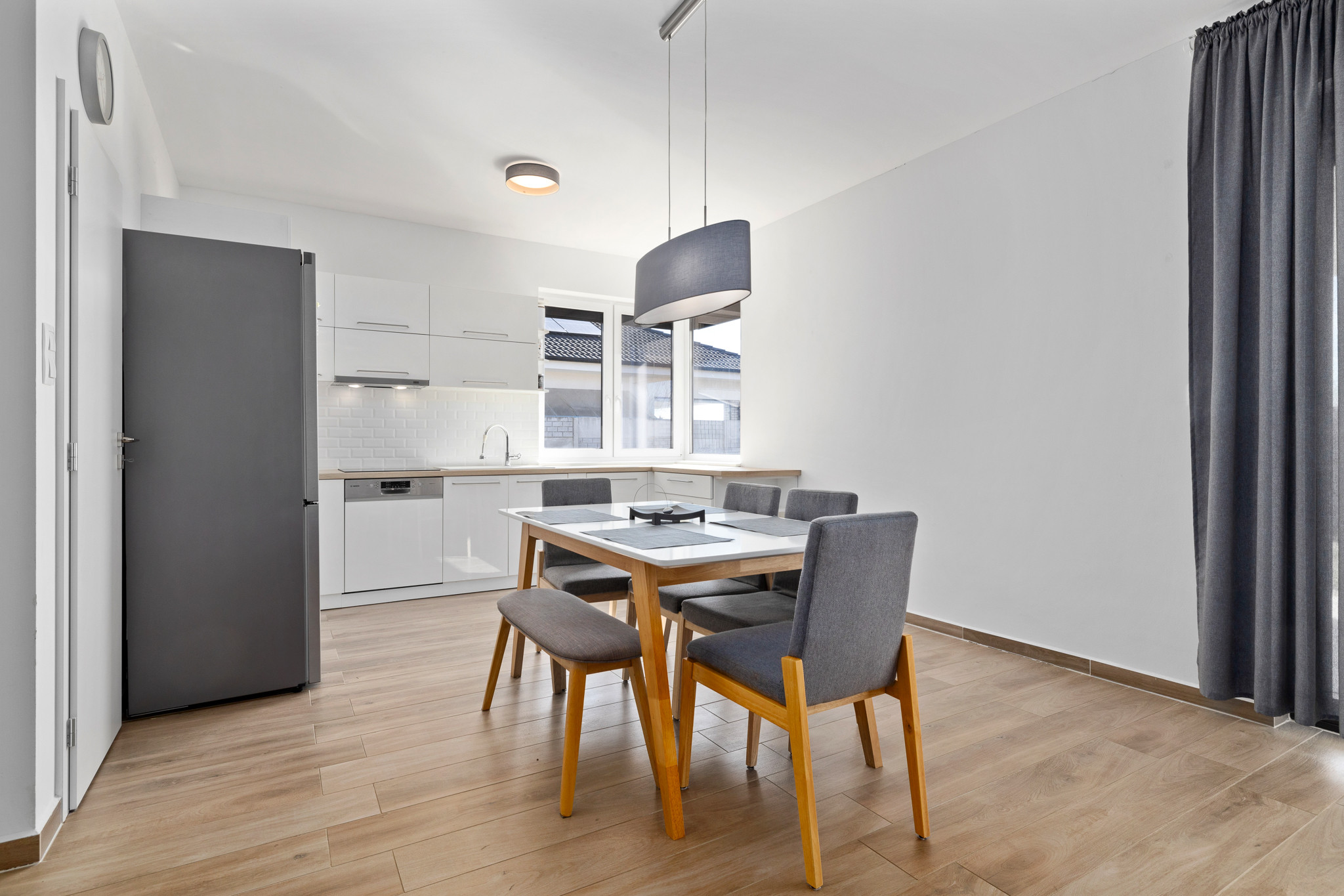 PREDANÉ- 4 IZBOVÝ- BUNGALOV-109m2- MILOSLAVOV