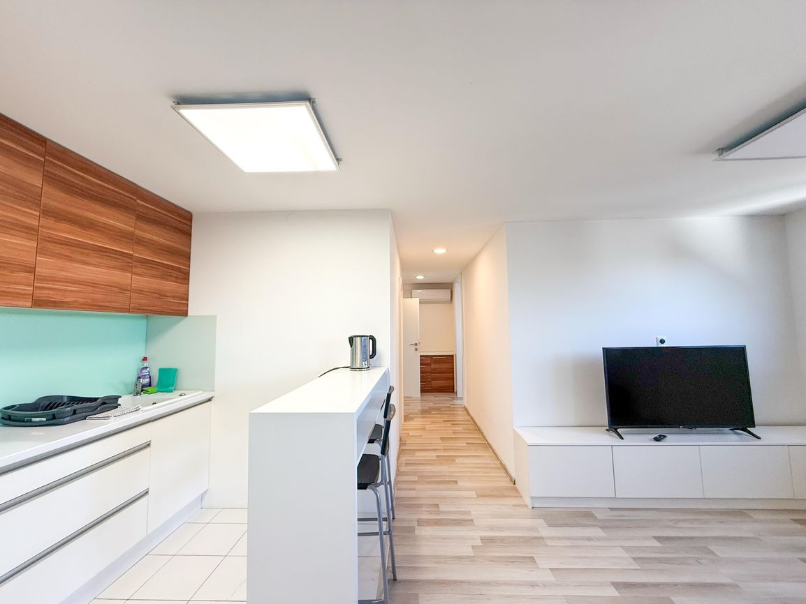 BE.LIVE COMPANY- PREDAJ- 1000m2- KOMERČNÝ PRIESTOR- RUŽINOV