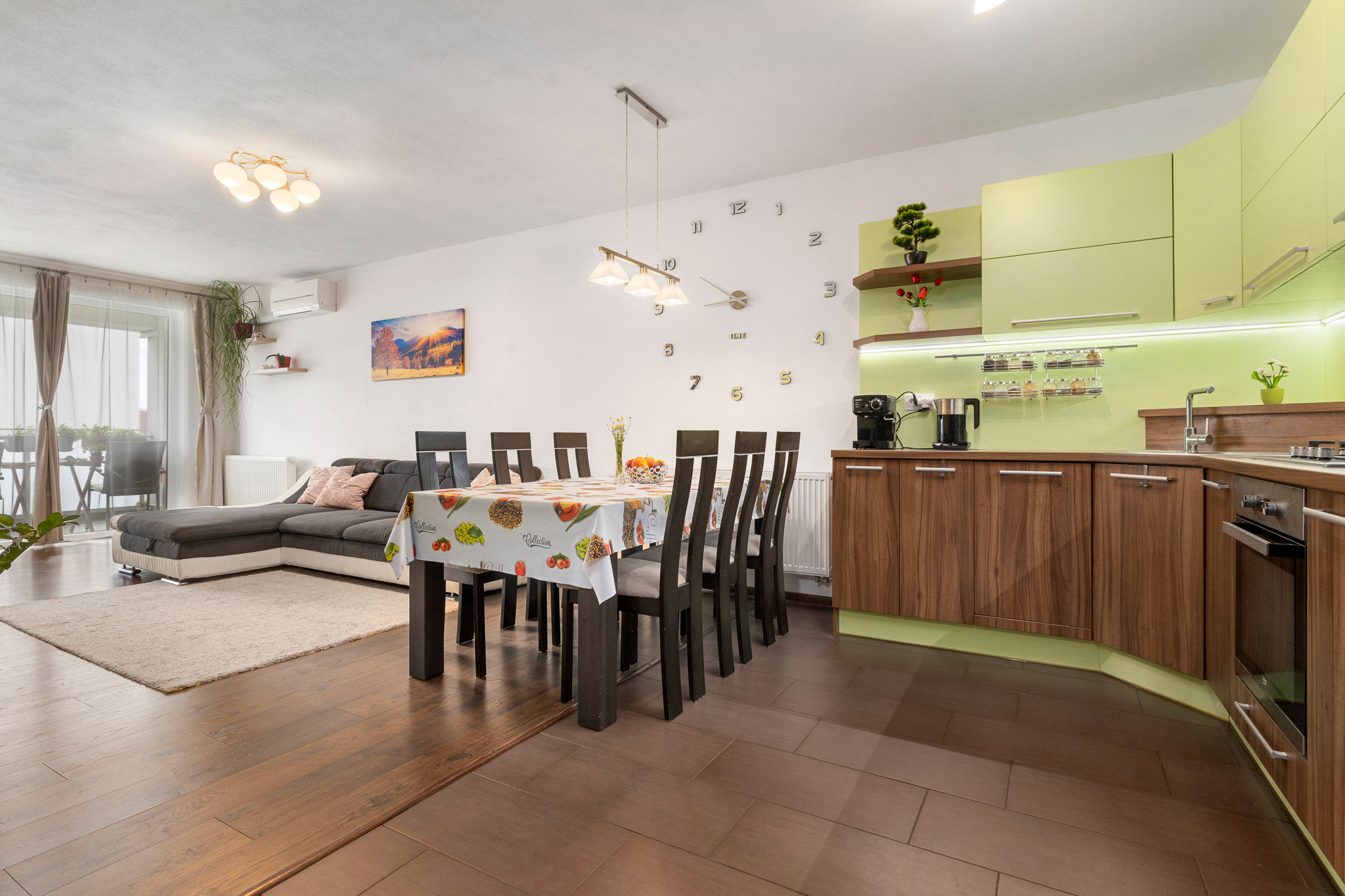 PREDANÉ -NA PREDAJ- KRÁSNY- 3-IZBOVÝ BYT- 74M2- SENEC