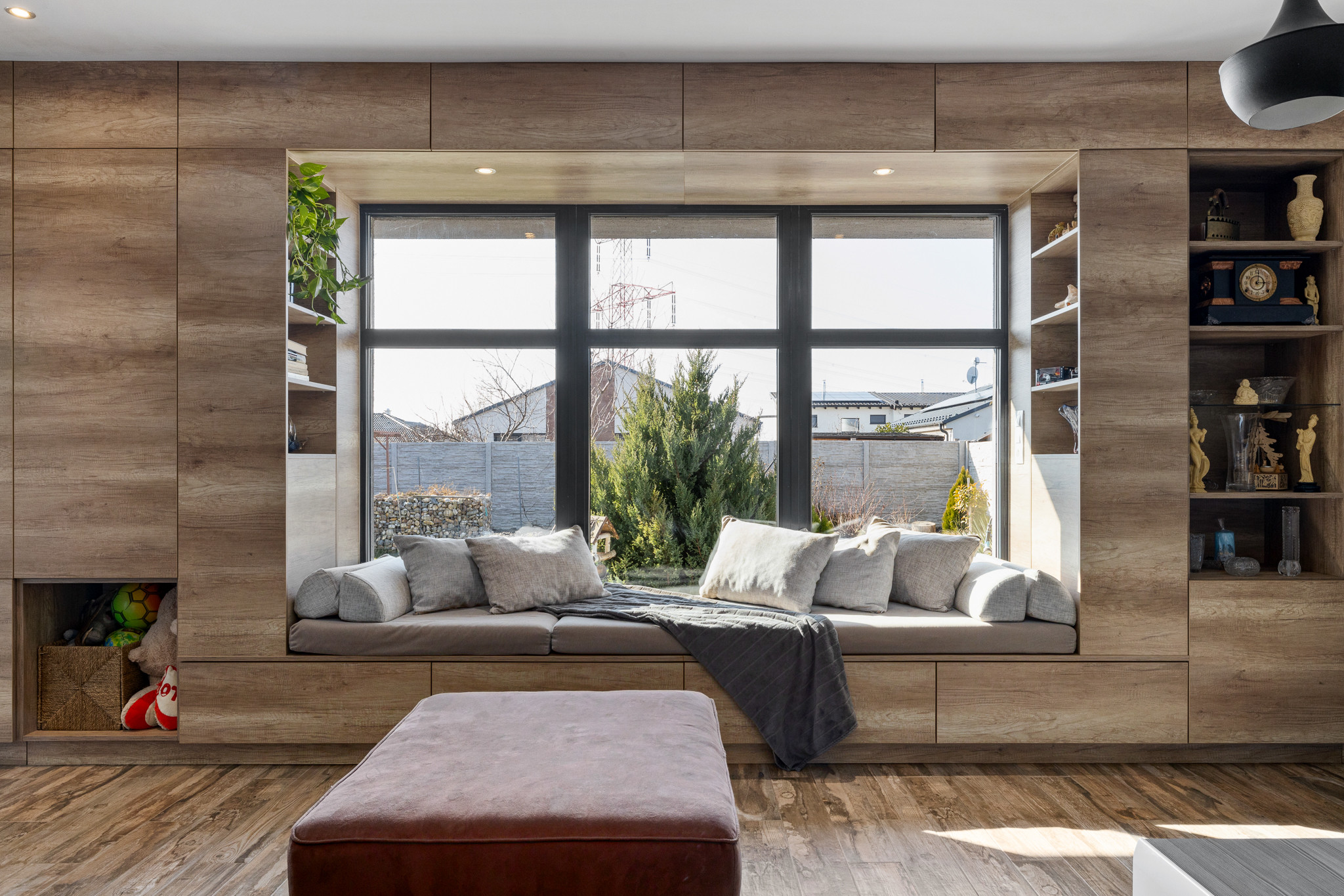 PREDANÉ- PRÉMIOVÝ- 4-IZBOVÝ DOM-ČIERNA VODA