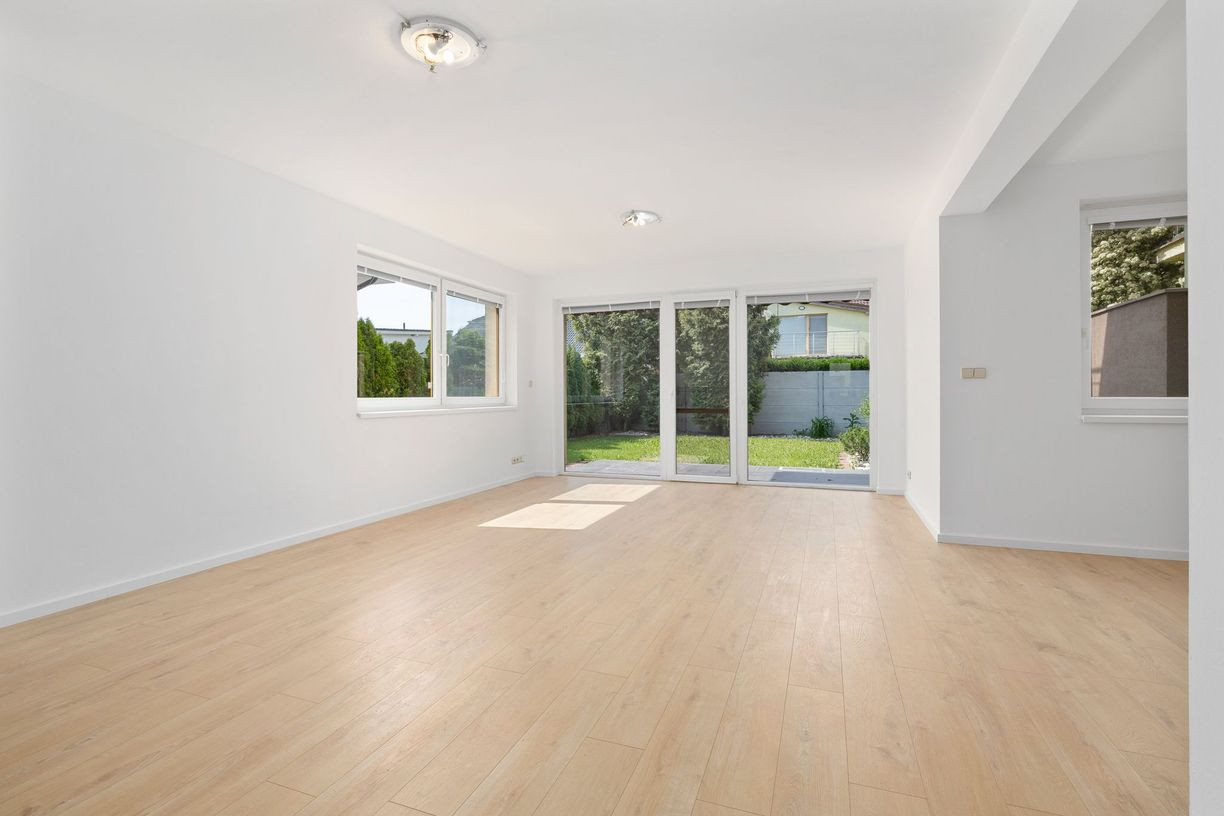 PREDANÉ- PREDAJ- 4-IZBOVÝ- 170m2- RODINNÝ DOM- ROVINKA