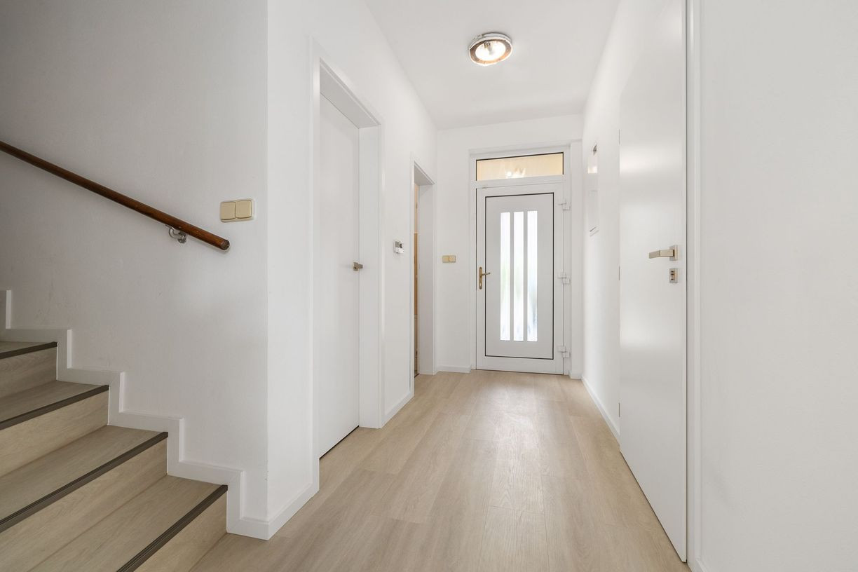 PREDANÉ- PREDAJ- 4-IZBOVÝ- 170m2- RODINNÝ DOM- ROVINKA