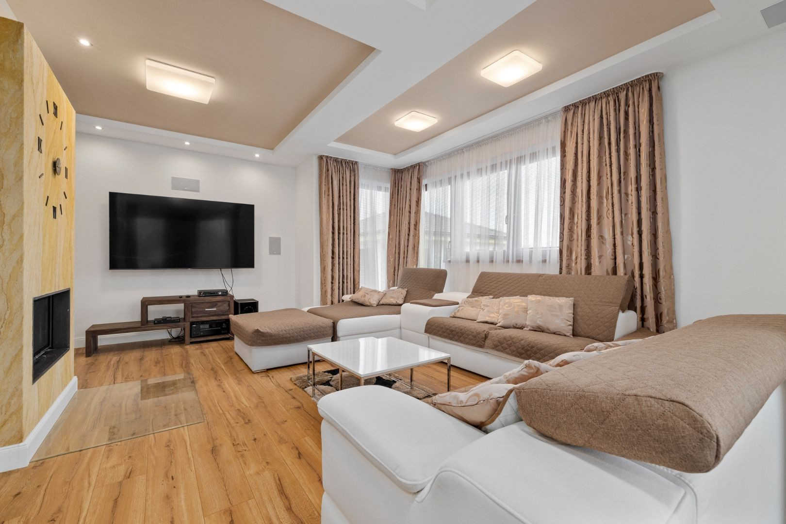 PREDANÉ- PREDAJ- 6 IZBOVÝ- VYSOKÁ PRI MORAVE