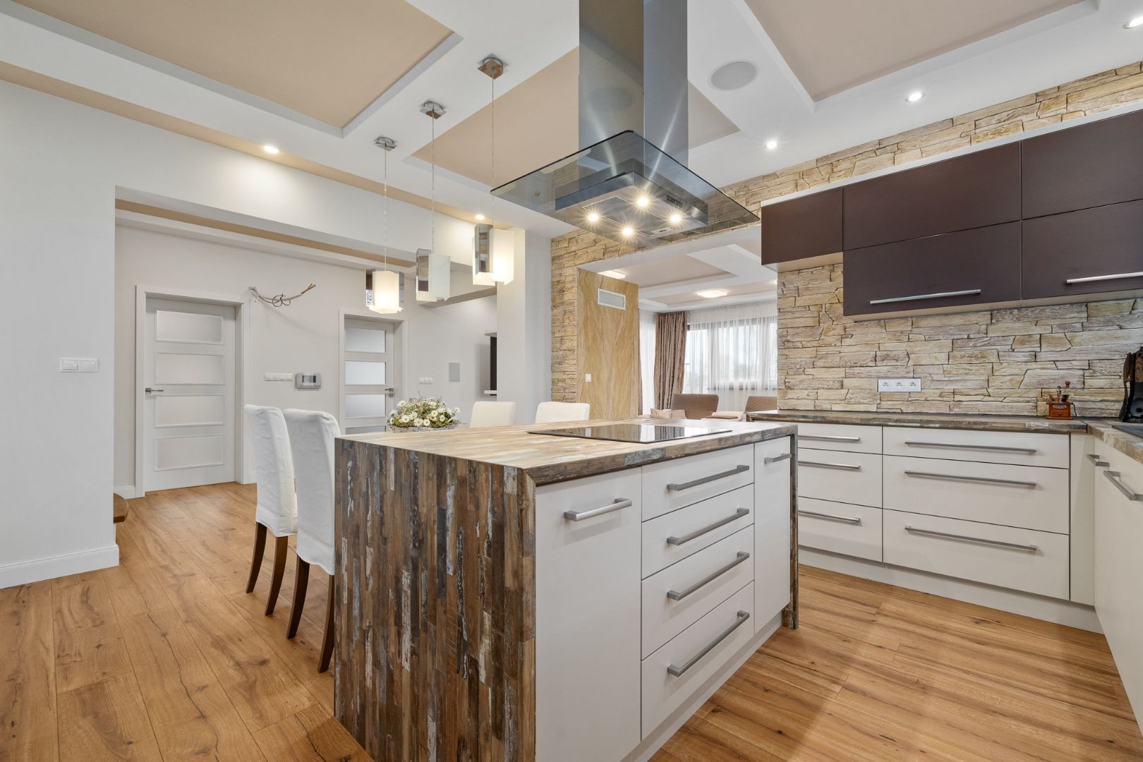 PREDANÉ- PREDAJ- 6 IZBOVÝ- VYSOKÁ PRI MORAVE