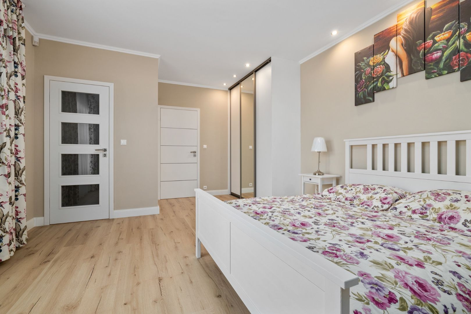 PREDANÉ- PREDAJ- 6 IZBOVÝ- VYSOKÁ PRI MORAVE