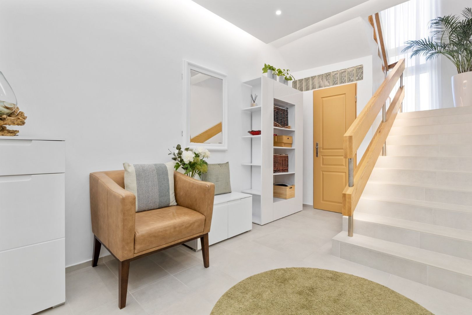 PREDAJ- 5 IZBOVÝ BYT- VO VYHĽADÁVANEJ LOKALITE- JAROVCE