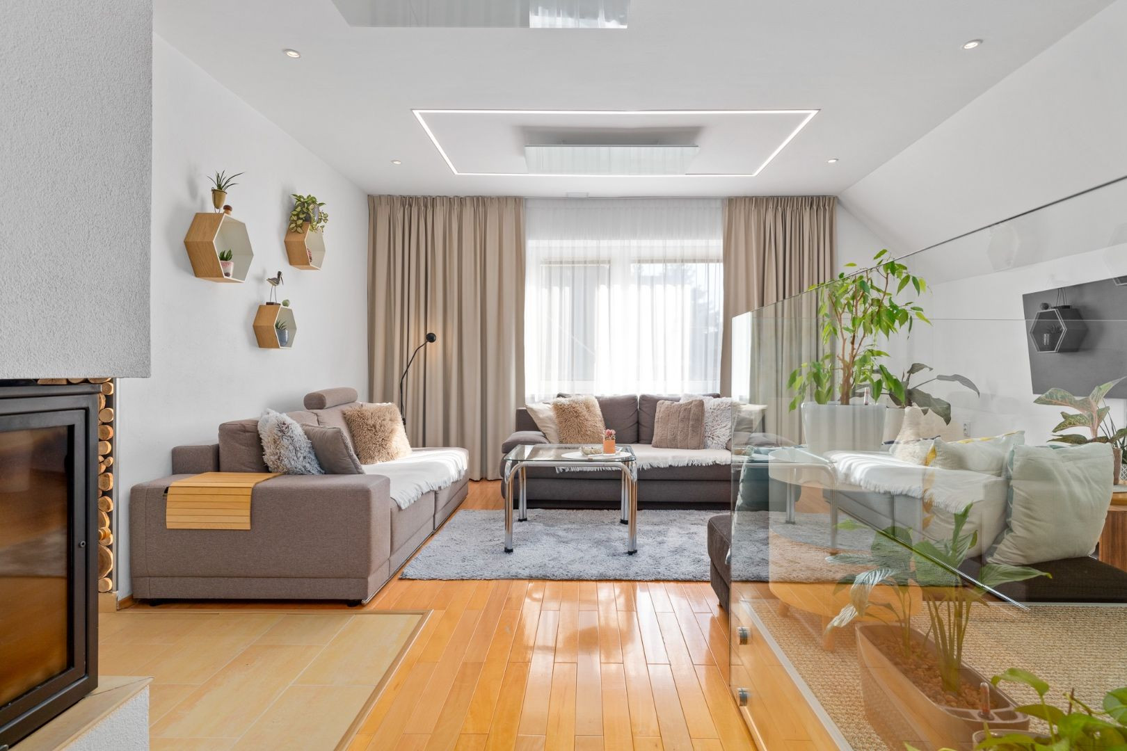 PREDAJ- 5 IZBOVÝ BYT- VO VYHĽADÁVANEJ LOKALITE- JAROVCE