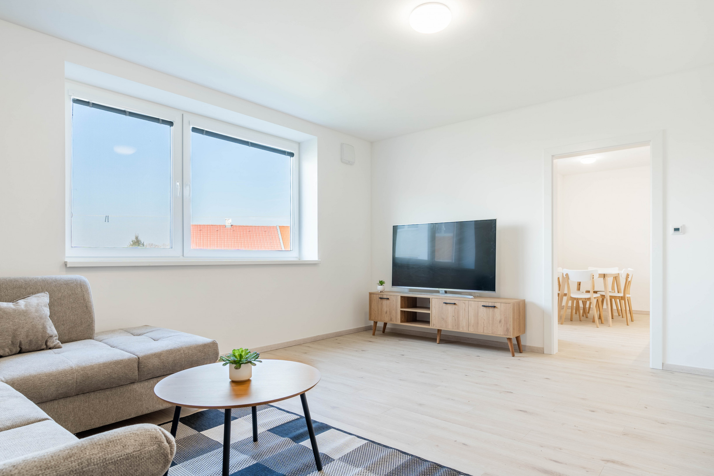 PRENAJATÉ - PRENÁJOM- 2-IZBOVÝ BYT- NOVOSTAVBA- ŠÁMOT