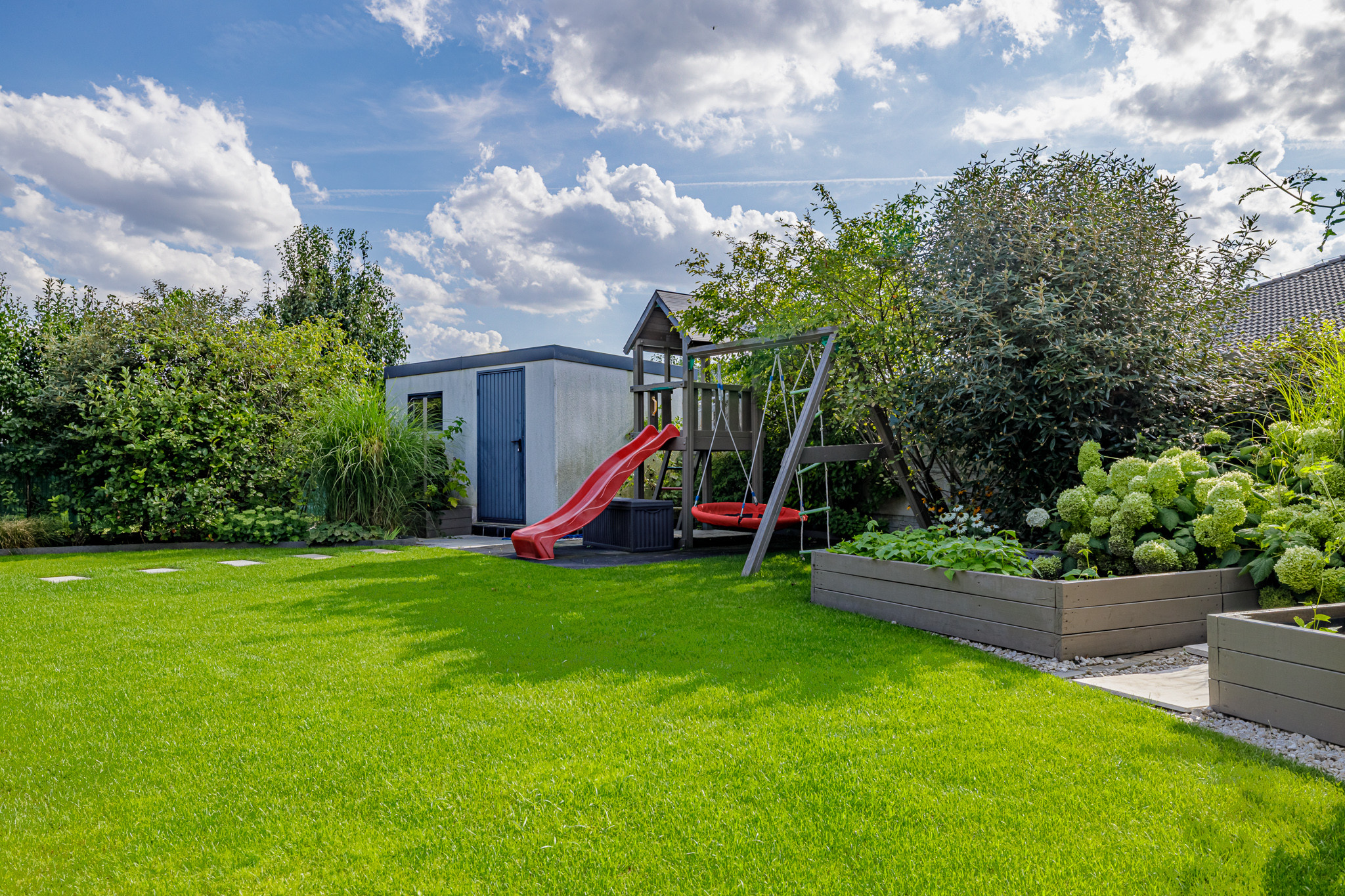 REZERVOVANÉ- SMART- BUNGALOV-  4IZBOVÝ- BAZÉN- BERNOLÁKOVO