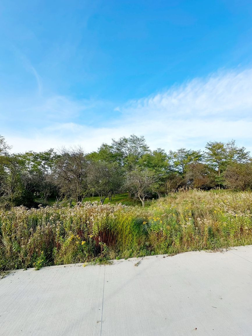 EXKLUZÍVNY STAVEBNÝ POZEMOK V NAJPRESTÍŽNEJŠEJ ČASTI STUPAVY 