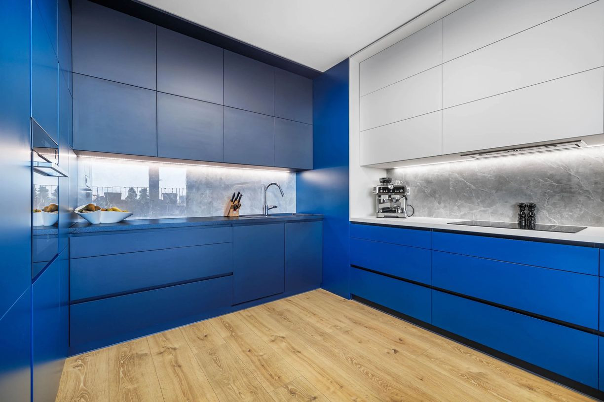 OFF PONUKA - LUXUSNÝ PENTHOUSE - PANORAMATICKÝ VÝHĽAD- TERASA- 4-IZBOVÝ - KOLIBA