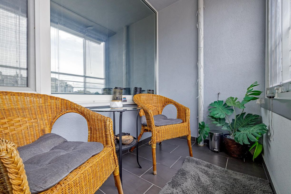 BE.LIVE COMPANY- PREDAJ- KRÁSNY VEĽKOMETRÁŽNY 2i BYT- S GARÁŽOVÝM STÁTÍM A PIVNICOU