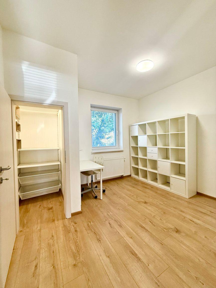 BE.LIVE COMPANY- PRENÁJOM-SLNEČNÝ- 3- IZBOVÝ-BY- 75M2- STARÉ MESTO