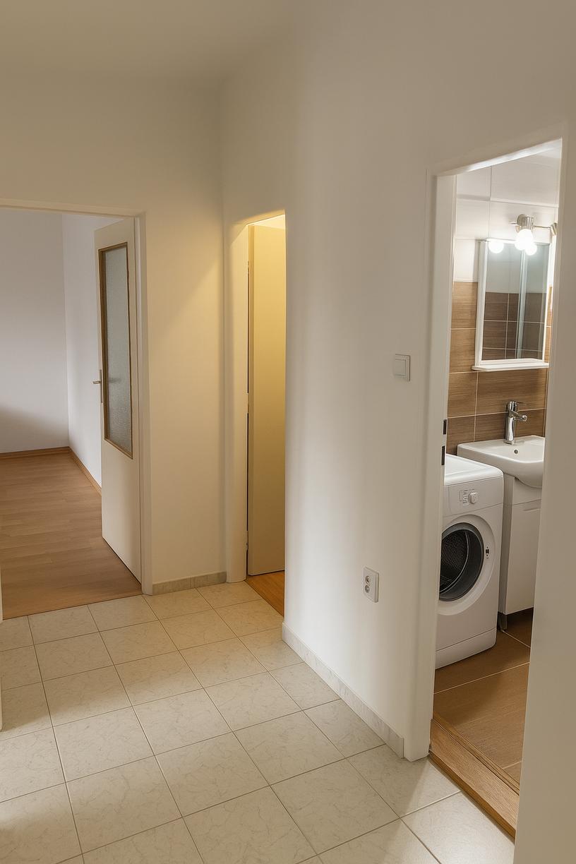 OFF PONUKA PRIESTRANNÝ  2-IZBOVÝ BYT S BALKÓNOM – BRATISLAVA, NOVÉ MESTO – NOBELOVA