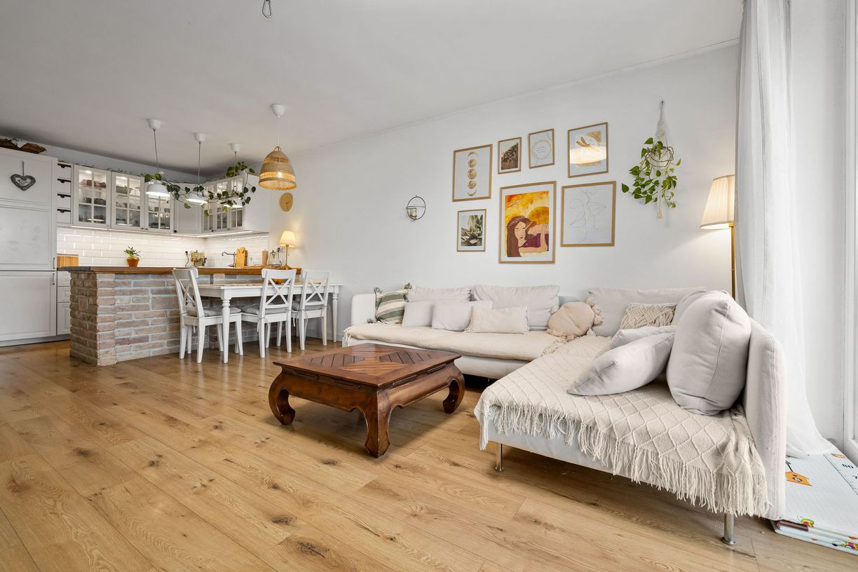 REZERVOVANÝ BE.LIVE COMPANY- NA PREDAJ- ŠTÝLOVÝ- 4-IZBOVÝ-  RODINNÝ DOM- NOVOSTAVBA- HRUBÁ BORŠA