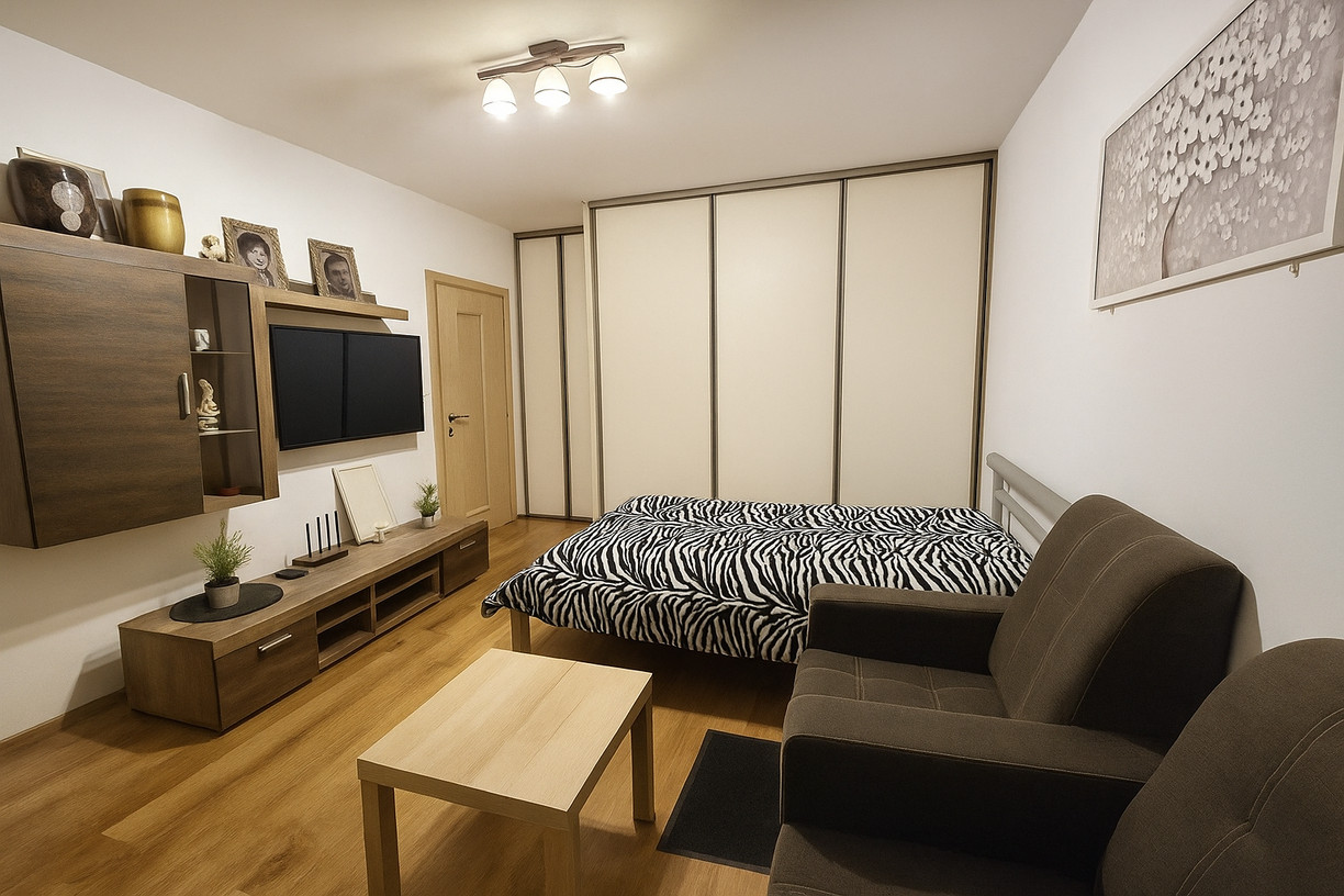 NA PREDAJ - 1-IZBOVÝ BYT - ÚTULNÝ - PRAKTICKY RIEŠENÝ - DÚBRAVKA