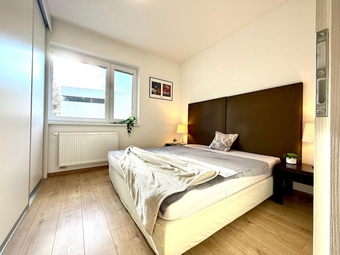 BE.LIVE COMPANY- PRENÁJOM- SVETLÝ- PRIESTRANNÝ- 3-IZBOVÝ BYT- STARÉ MESTO 