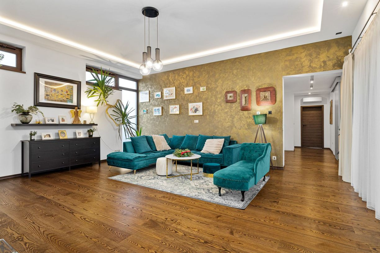 BE.LIVE COMPANY- PREDAJ- EXKLUZÍVNY- 5-IZBOVÝ DOM- EKOOSADA-  VEĽKÉ UĽANY