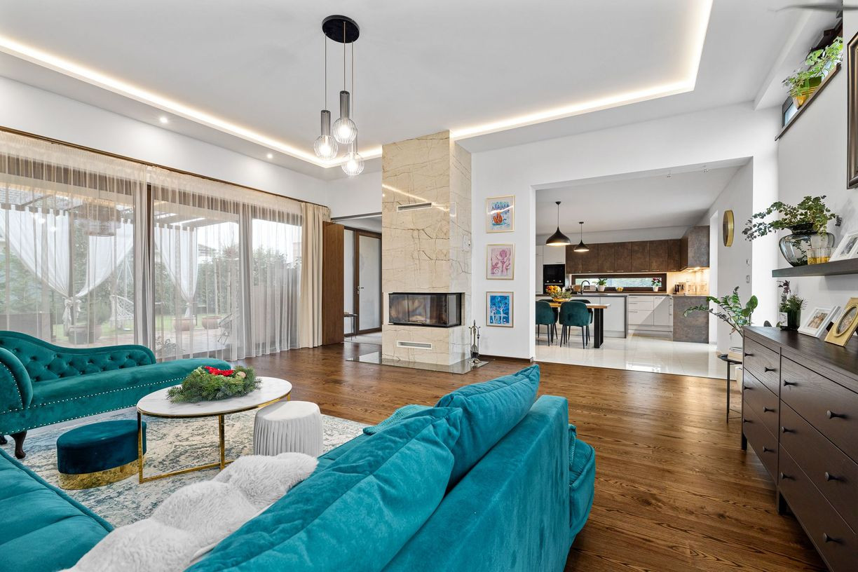 BE.LIVE COMPANY- PREDAJ- EXKLUZÍVNY- 5-IZBOVÝ DOM- EKOOSADA-  VEĽKÉ UĽANY