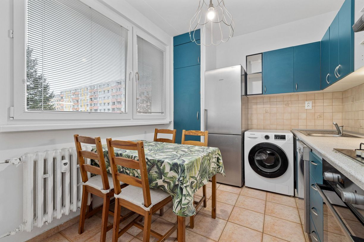 BE.LIVE COMPANY – NA PREDAJ – 3-IZBOVÝ BYT S LOGGIOU – SKVELÁ DISPOZÍCIA A TICHÝ VNÚTROBLOK