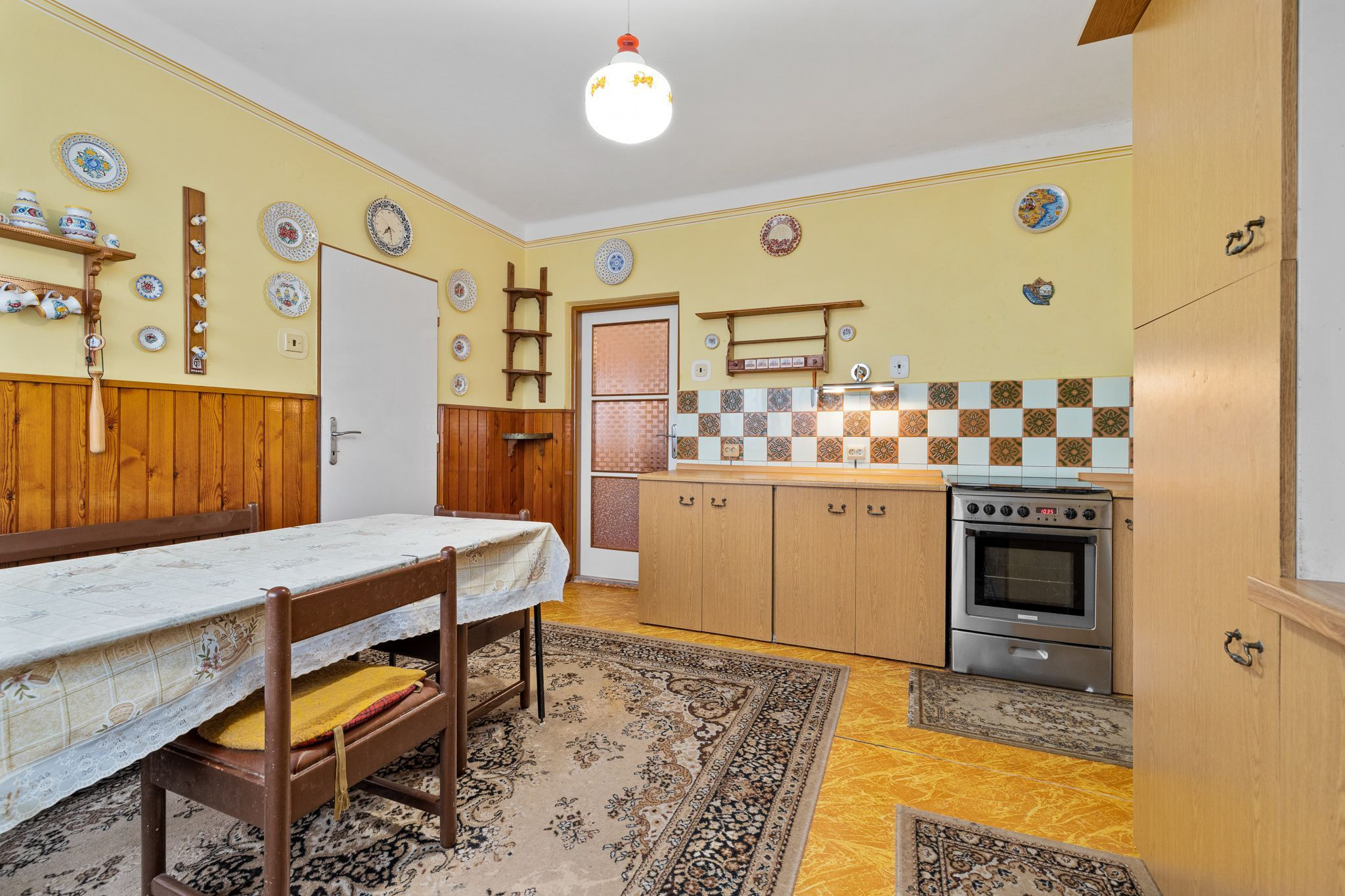 BE.LIVE COMPANY- PREDAJ- INVESTIČNÝ- STAVEBNÝ- POZEMOK- 2287m²- VLKY- TOMÁŠOV