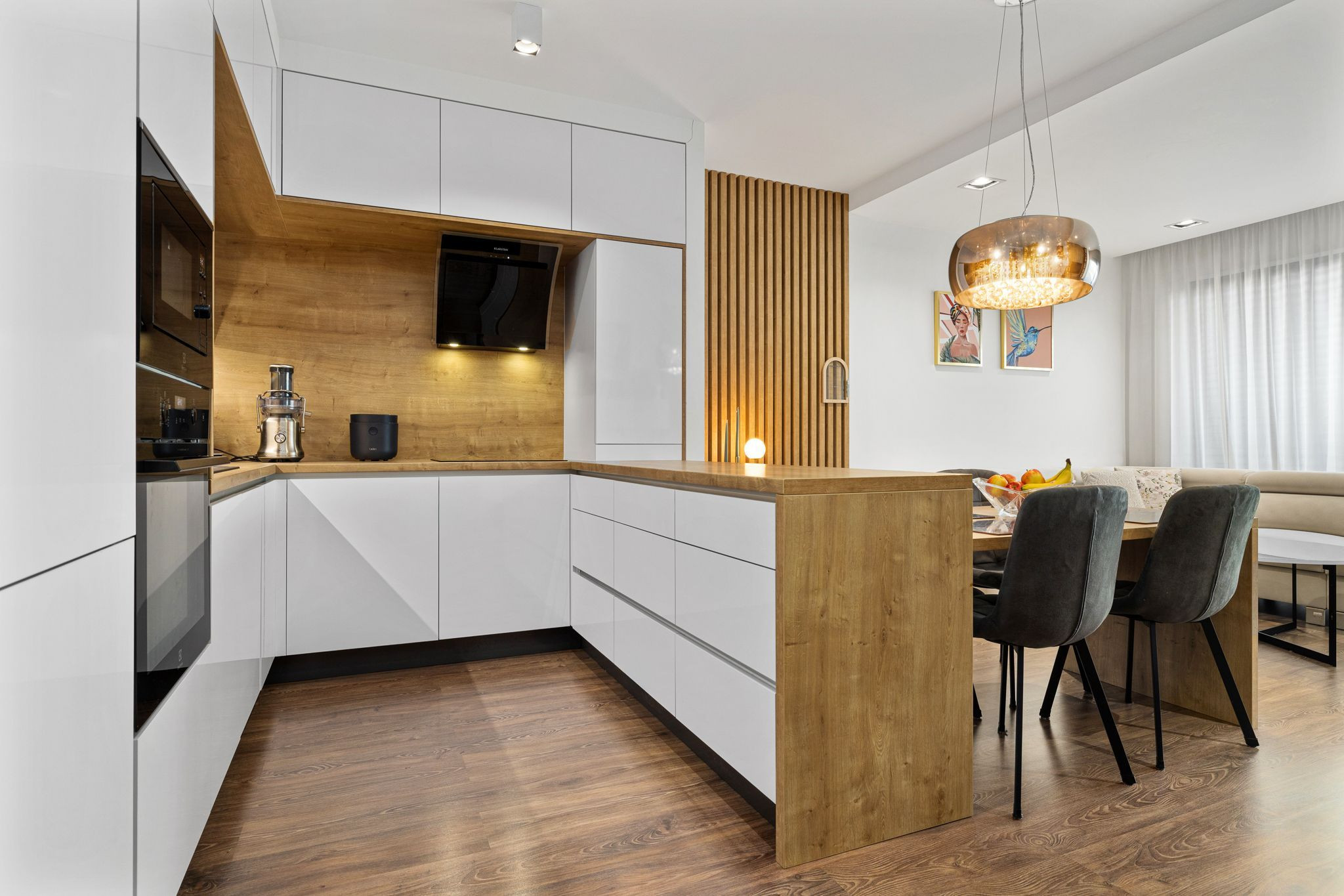 REZERVOVANÝ- BE.LIVE COMPANY – MODERNÝ 2-IZBOVÝ BYT - ARCHITEKTONICKÝ DIZAJN – S DVOMA BALKÓNMI – NOVOSTAVBA – TEHELNÉ POLE- BRATISLAVA 