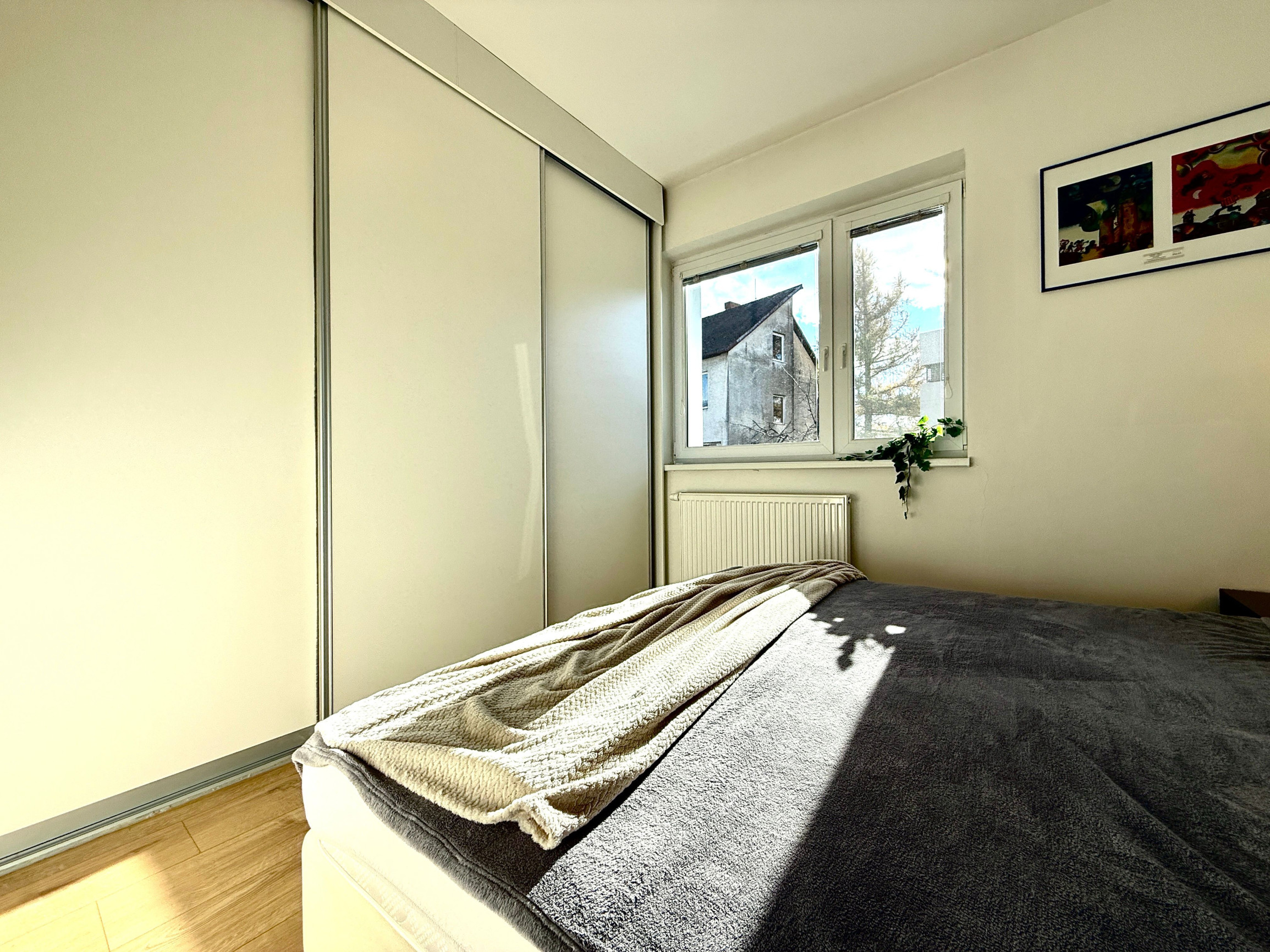 BE.LIVE COMPANY- PRENÁJOM- VEĽKORYSÝ- 3-IZBOVÝ- BYT- STARÉ MESTO- LANGSFELDOVA 