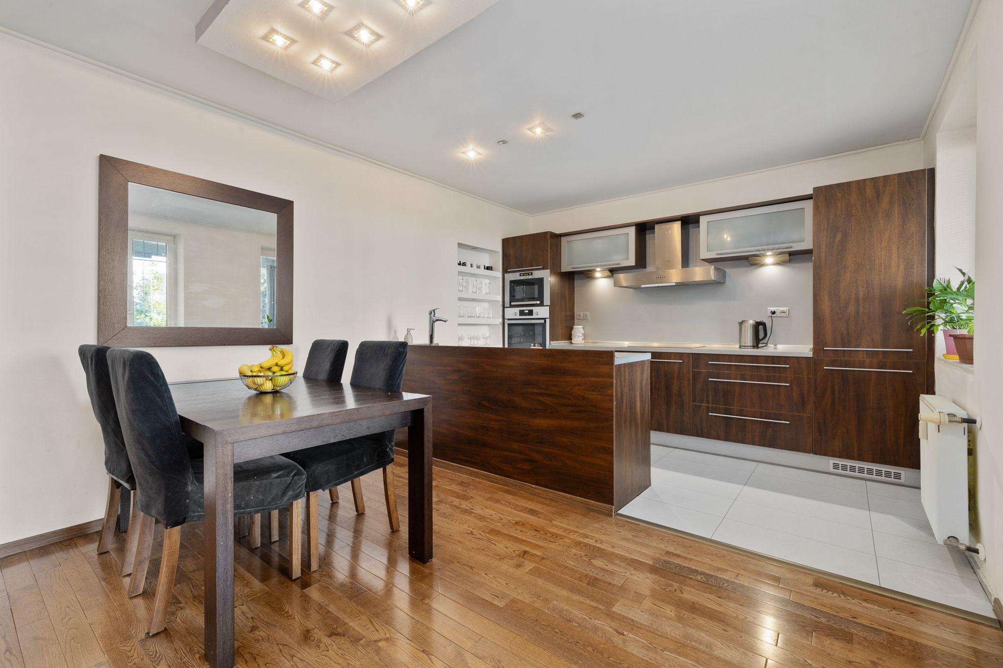 BE.LIVE COMPANY- PREDAJ- KRÁSNY- 3-IZBOVÝ- BYT- PARKOVACIE MIESTO- STARÉ MESTO