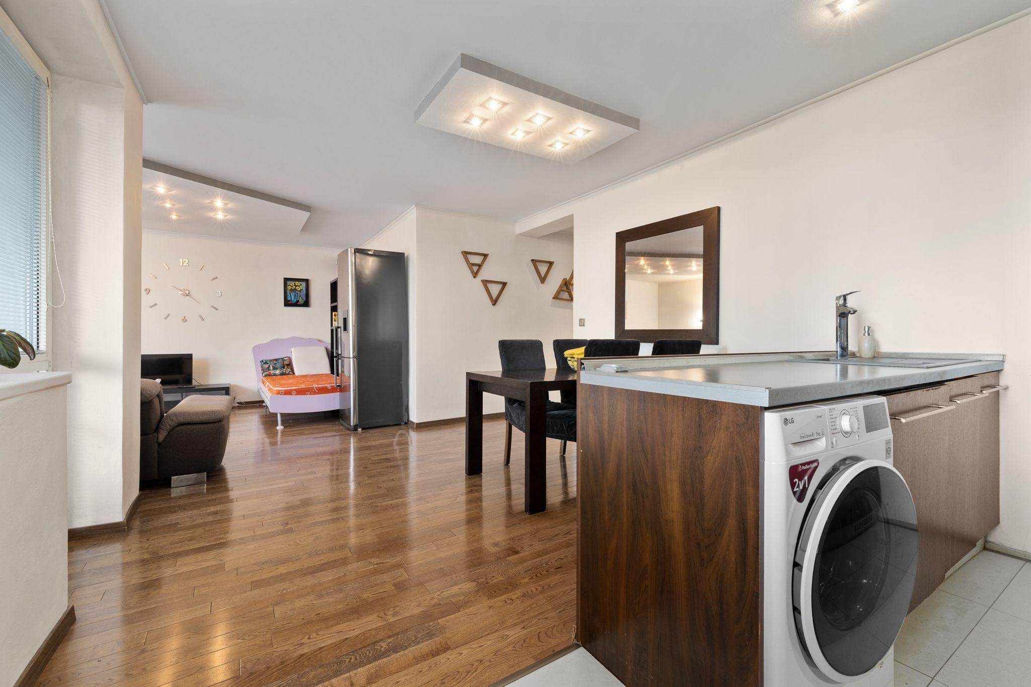 BE.LIVE COMPANY- PREDAJ- KRÁSNY- 3-IZBOVÝ- BYT- PARKOVACIE MIESTO- STARÉ MESTO