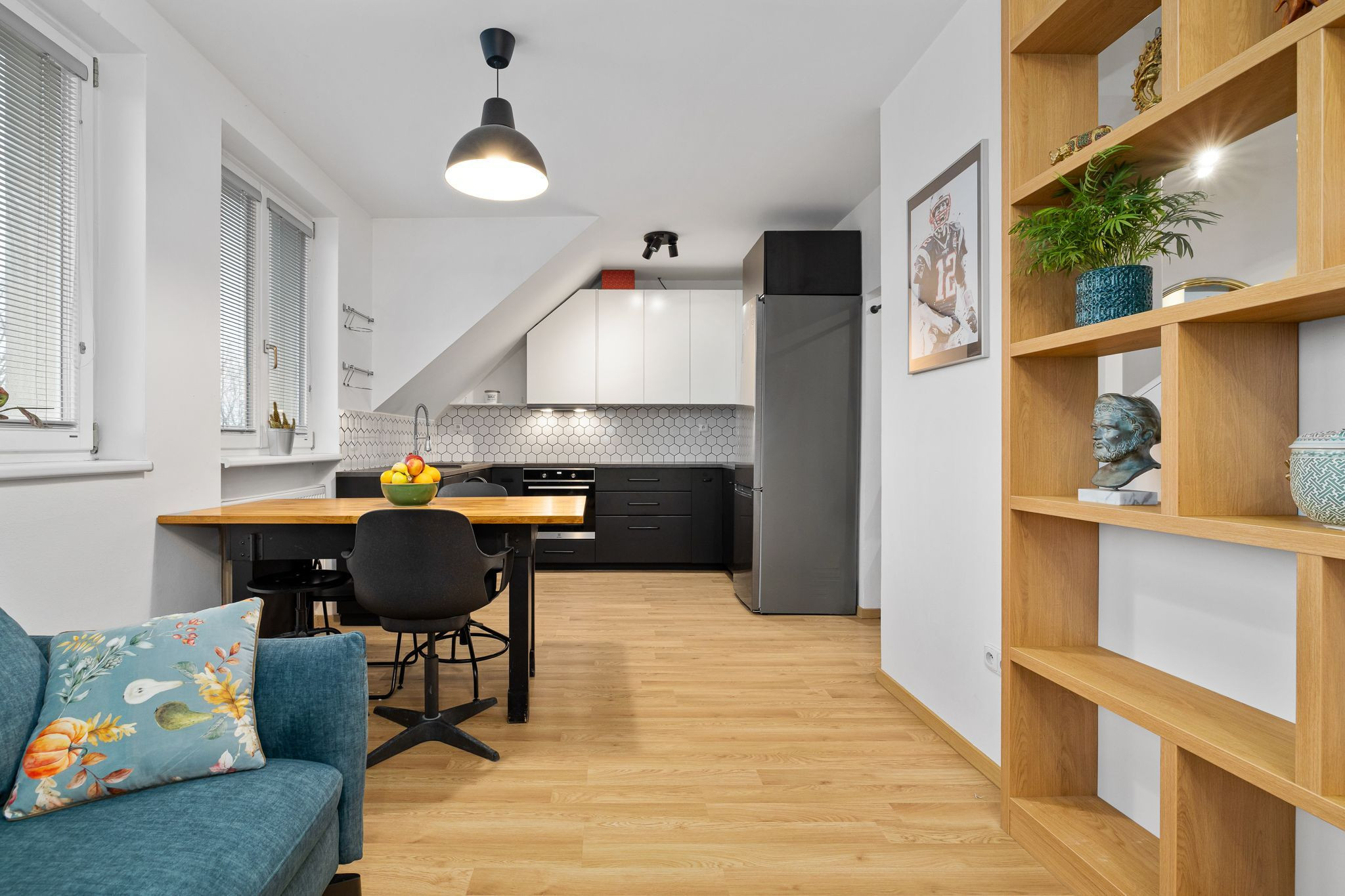 BE.LIVE COMPANY- PREDAJ- MEZANÍNOVÝ- 2-IZBOVÝ- PRIESTOR- RUŽINOV- DÔLEŽITÉ: NEHNUTEĽNOSŤ JE V ŠTÁDIU KOLAUDÁCIE,KTORÁ JE V RIEŠENÍ SO SÚ