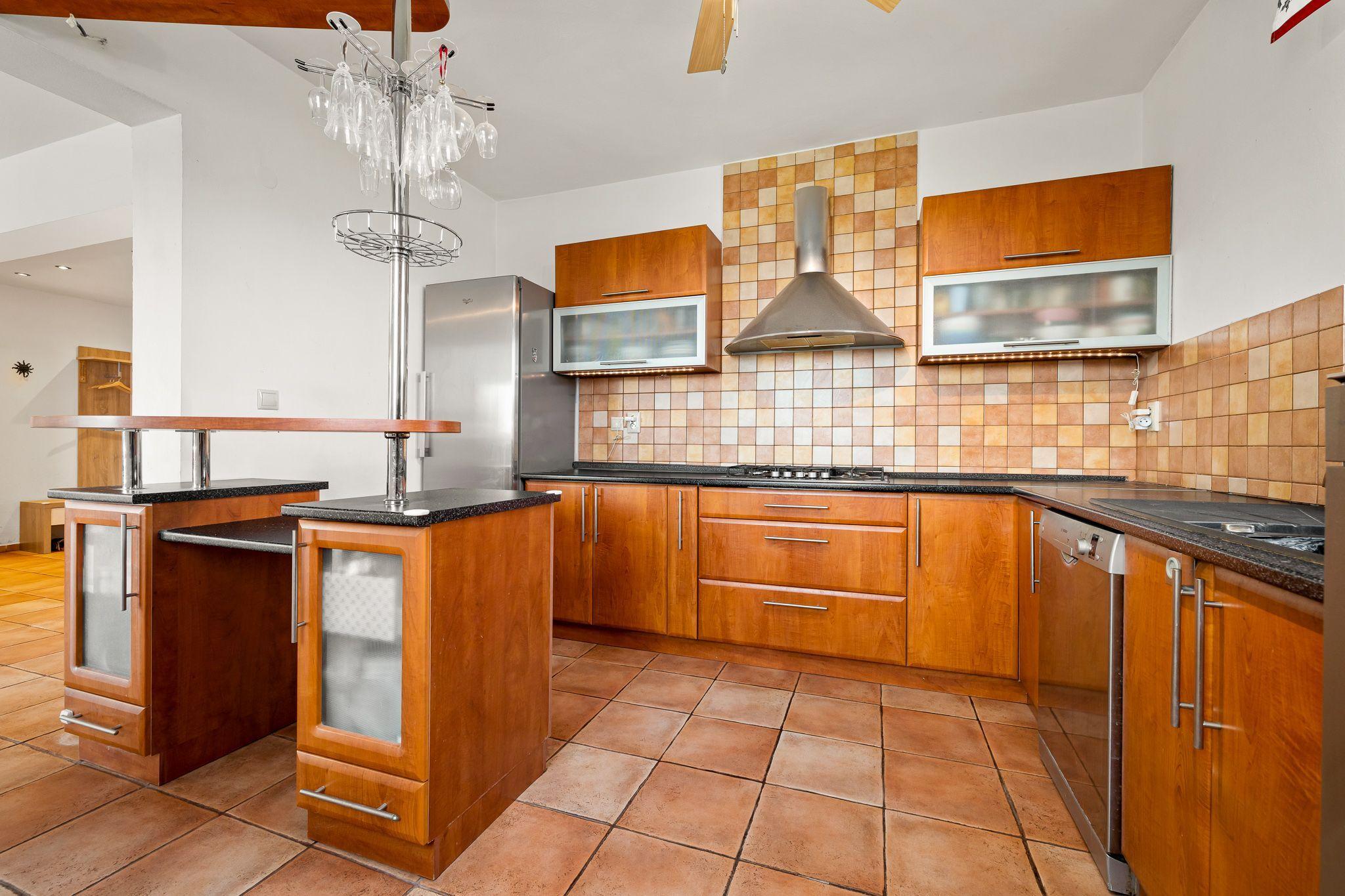 BE.LIVE COMPANY- PREDAJ- 4-IZBOVÝ- RODINNÝ DOM- S GARÁŽOU- VÍRIVKOU- VEĽKOU ZÁHRADOU- TUREŇ- SENEC