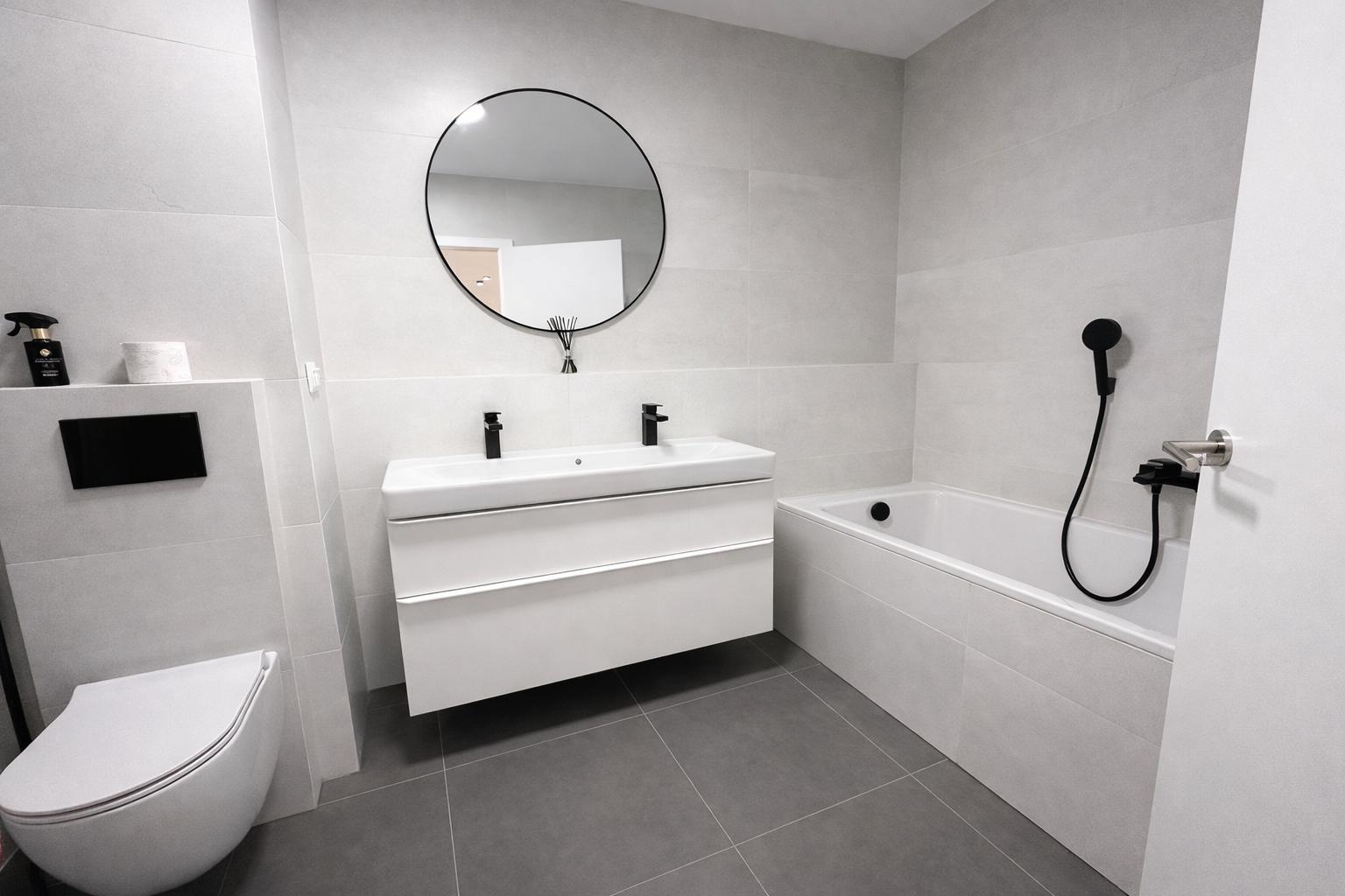 BE.LIVE COMPANY- NA PREDAJ – NADŠTANDARDNÝ 4-IZBOVÝ BYT PO KOMPLETNEJ REKONŠTRUKCII – GARÁŽOVÉ STÁTIE A PIVNICA V CENE - CUBICON - KARLOVA VES