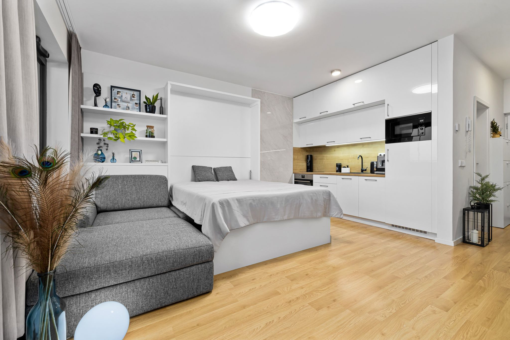 BE.LIVE COMPANY | NA PREDAJ | ŠTÝLOVÝ 1-IZBOVÝ BYT | ZARIADENÝ NA MIERU | BALKÓN | KOBKA V CENE | TEHELNÉ POLE - BAJKALSKÁ