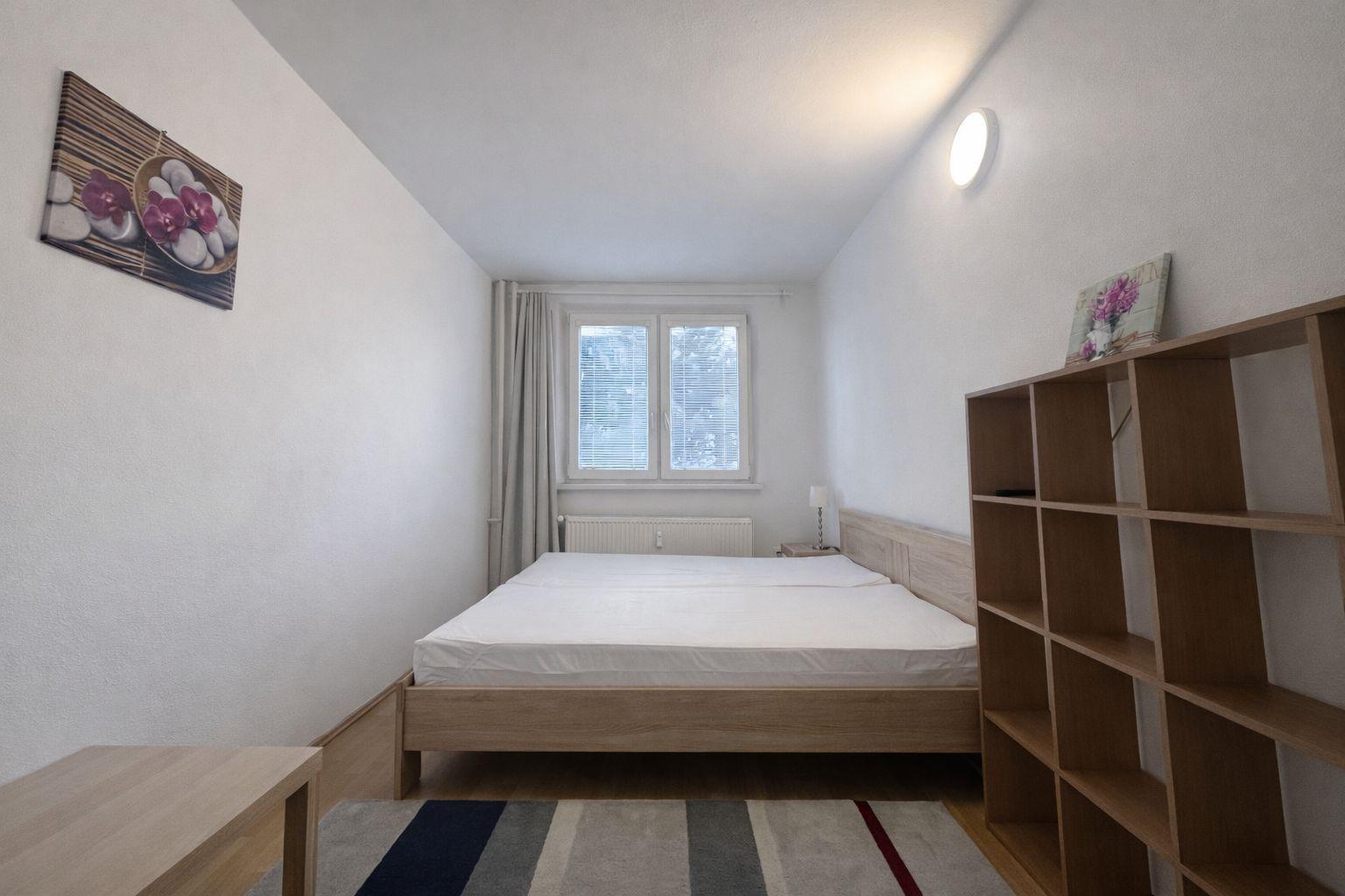 BE.LIVE COMPANY- PRENÁJOM- 2-IZBOVÝ BYT- RUŽINOV- REZEDOVÁ ULICA- PRI OC RETRO 