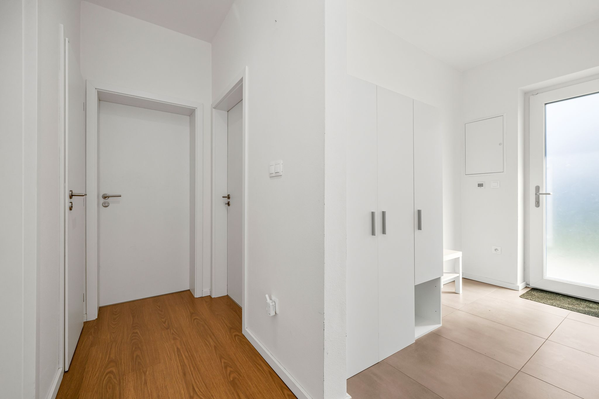 BE.LIVE COMPANY- PREDAJ- RODINNÝ DOM- TERASA- ZÁHRADA- MALINOVO- TRI VODY 