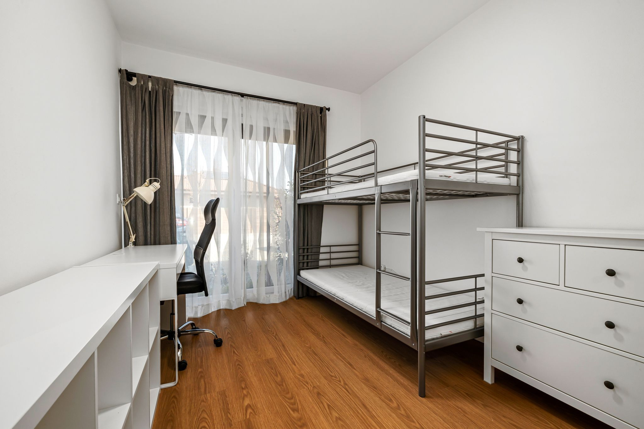 BE.LIVE COMPANY- PREDAJ- RODINNÝ DOM- TERASA- ZÁHRADA- MALINOVO- TRI VODY 