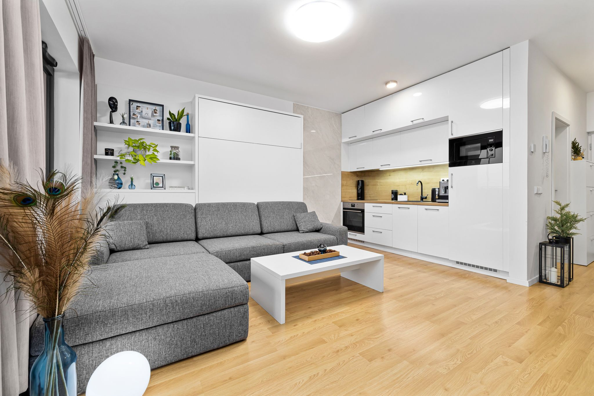 BE.LIVE COMPANY | NA PREDAJ | ŠTÝLOVÝ 1-IZBOVÝ BYT | ZARIADENÝ NA MIERU | BALKÓN | KOBKA V CENE | TEHELNÉ POLE - BAJKALSKÁ