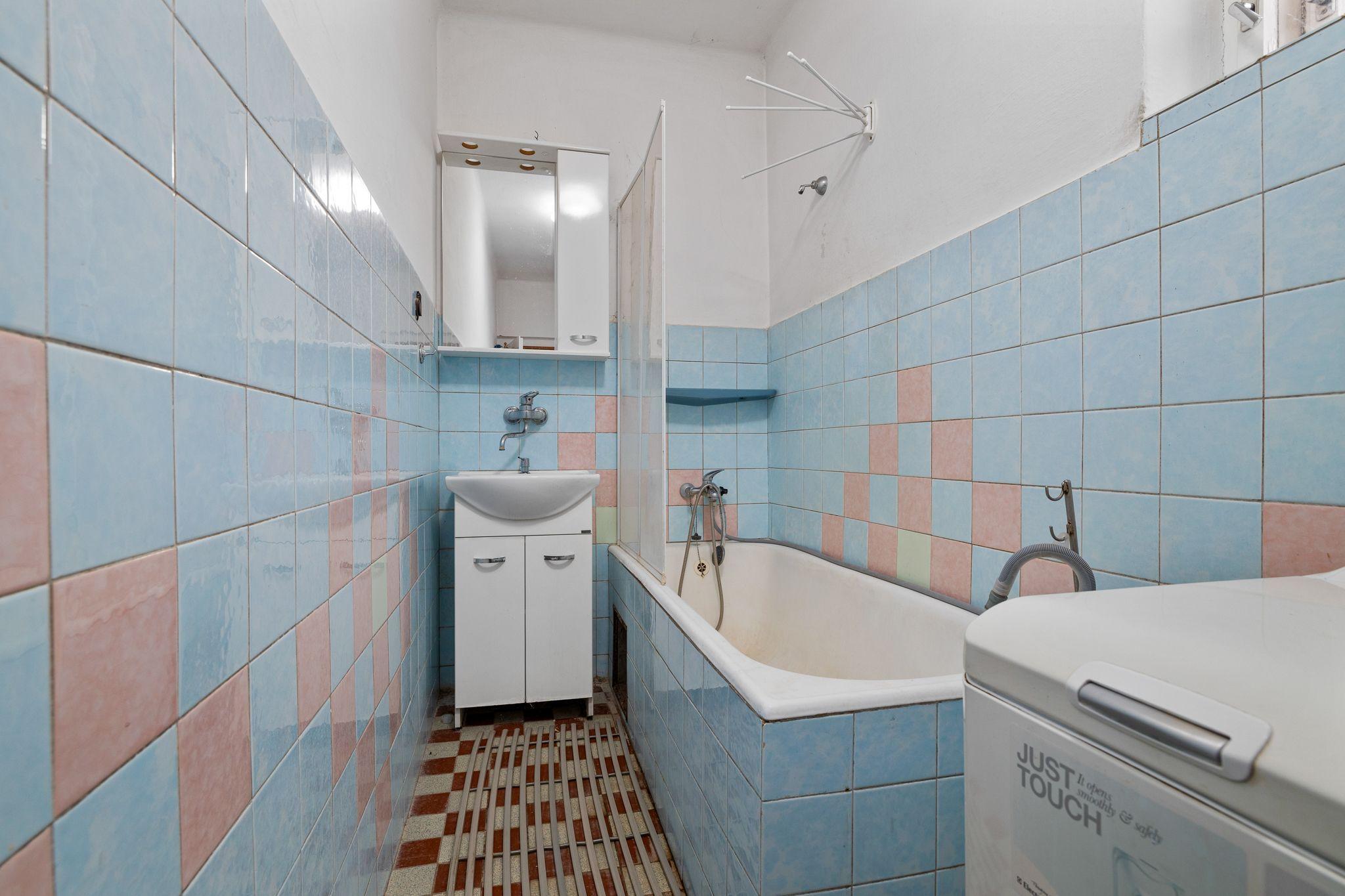 BE.LIVE COMPANY – PREDAJ – RODINNÝ DOM NA VÝNIMOČNE VEĽKOM POZEMKU 2 287 m²– VLKY PRI TOMÁŠOVE