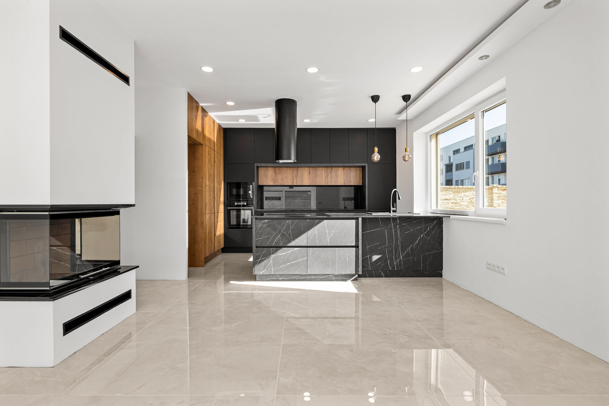 BE.LIVE COMPANY- PREDAJ- 4-IZBOVÝ MODERNÝ BUNGALOV S BAZÉNOM- MILOSLAVOV