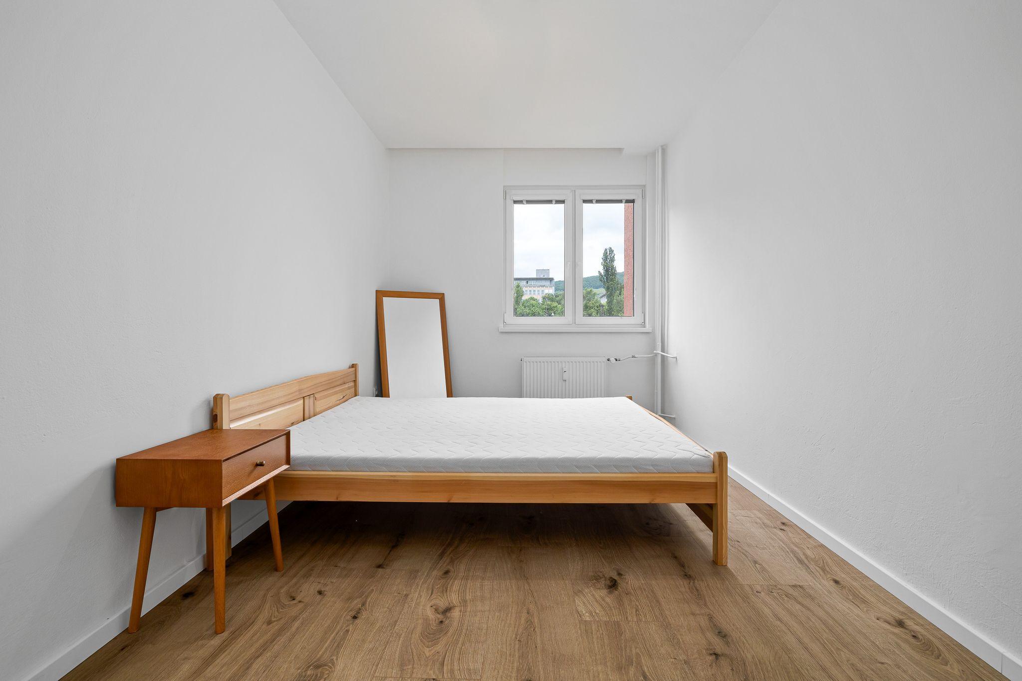 BE.LIVE COMPANY- NA PREDAJ- 3- IZBOVÝ BYT- KOMPLETNÁ REKONŠTRUKCIA- LOGGIA- PIVNIČNÁ KOBKA- NOBELOVA ULICA- BRATISLAVA