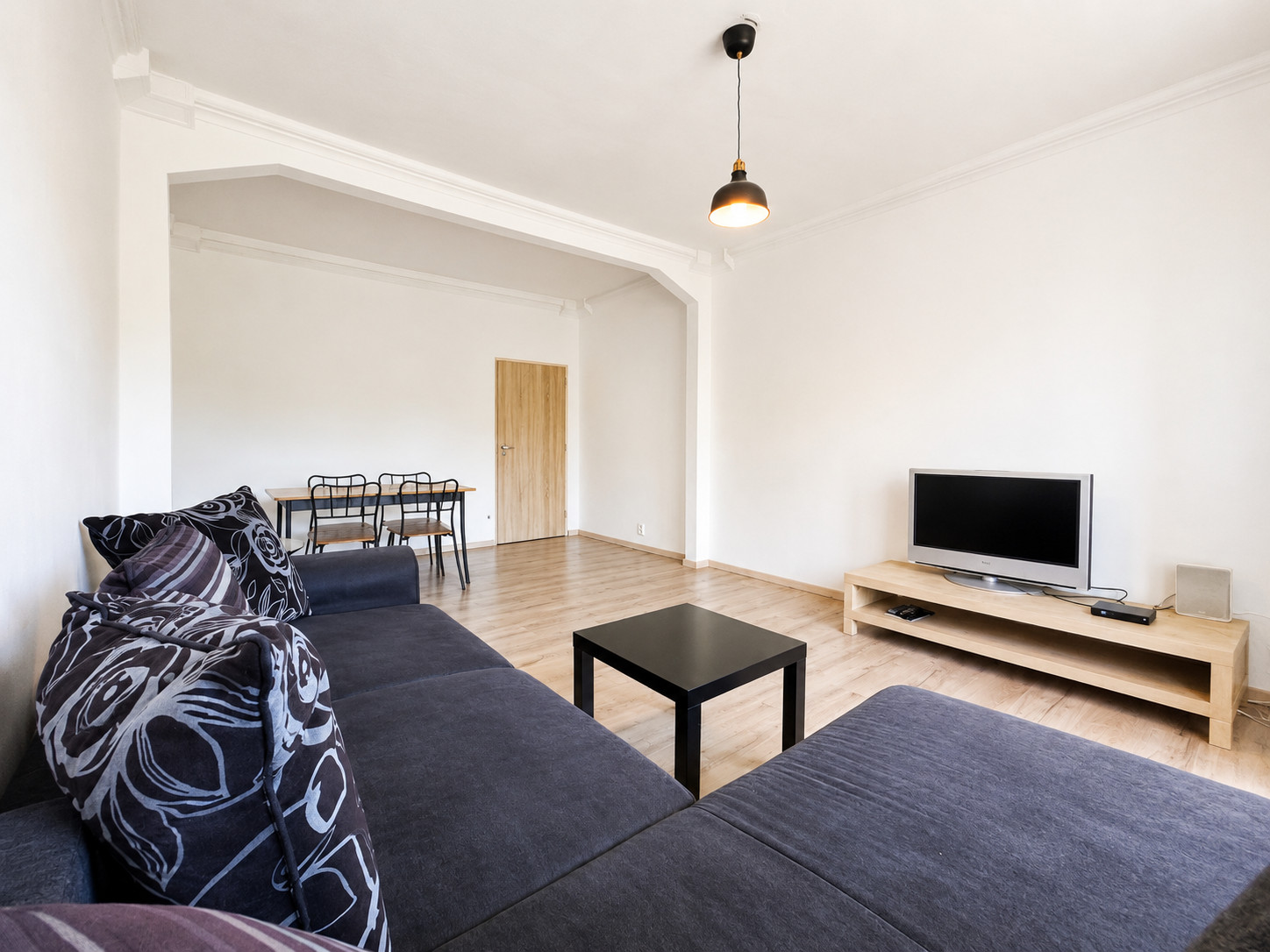 BE.LIVE COMPANY– NA PREDAJ– 2,5-IZBOVÝ BYT -LOGGIA - PIVNICA – BRATISLAVA NOVÉ MESTO - ČESKOSLOVENSKÝCH PARAŠUTISTOV
