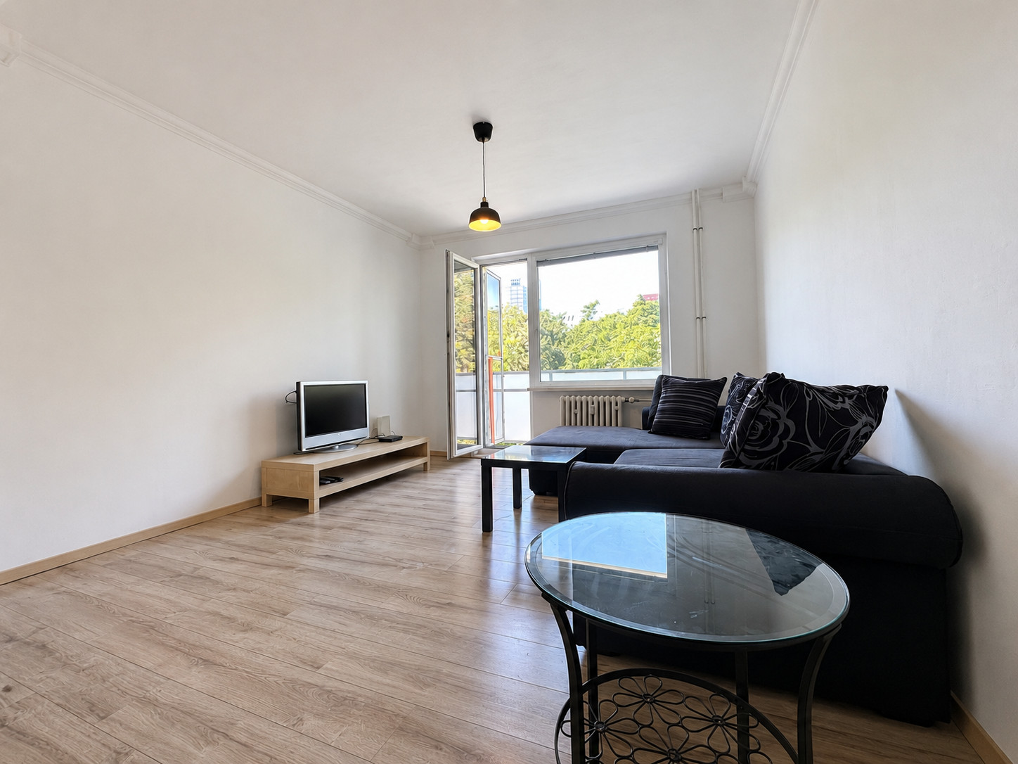 BE.LIVE COMPANY– NA PREDAJ– 2,5-IZBOVÝ BYT -LOGGIA - PIVNICA – BRATISLAVA NOVÉ MESTO - ČESKOSLOVENSKÝCH PARAŠUTISTOV