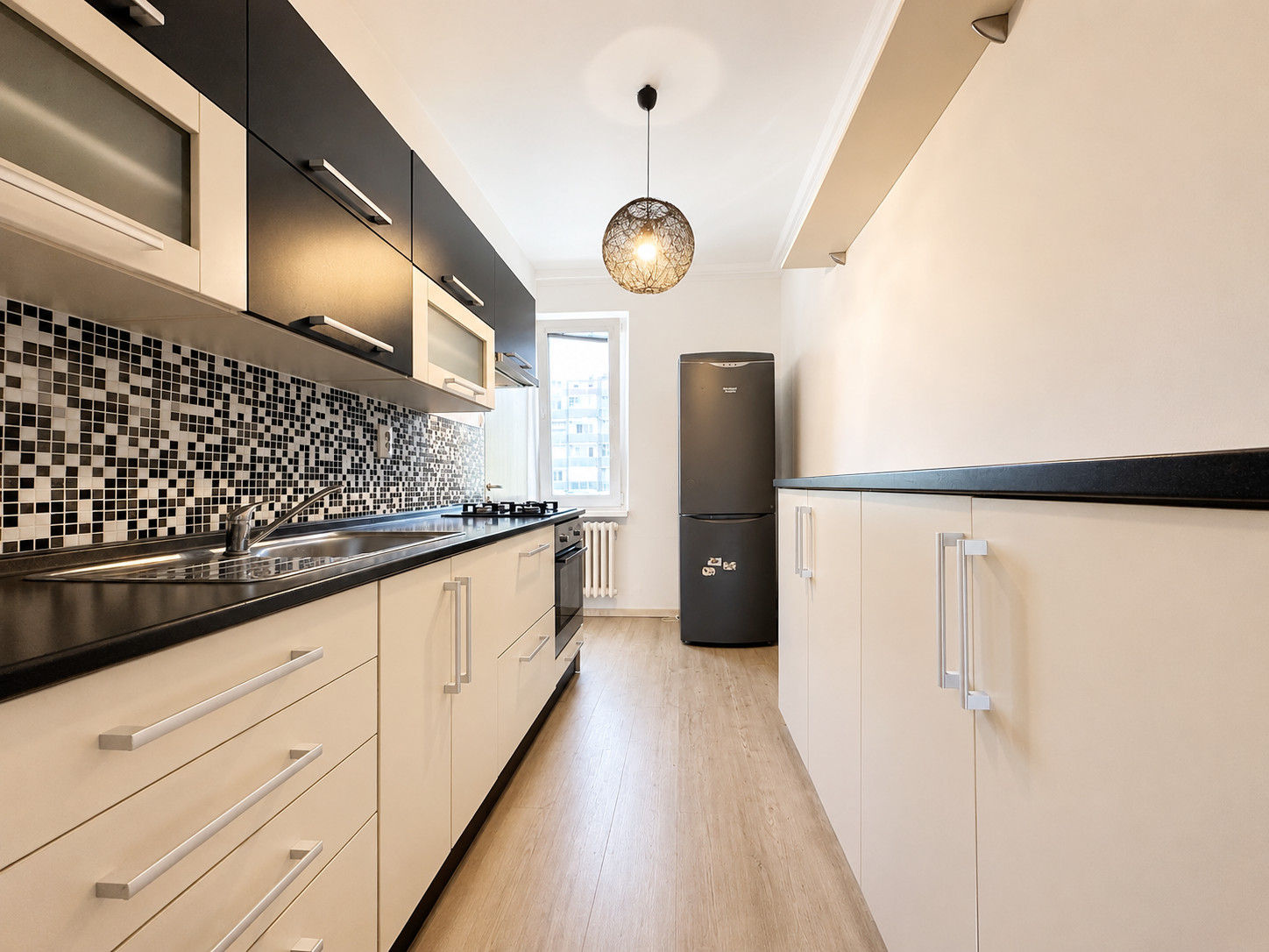 BE.LIVE COMPANY– NA PREDAJ– 2,5-IZBOVÝ BYT -LOGGIA - PIVNICA – BRATISLAVA NOVÉ MESTO - ČESKOSLOVENSKÝCH PARAŠUTISTOV