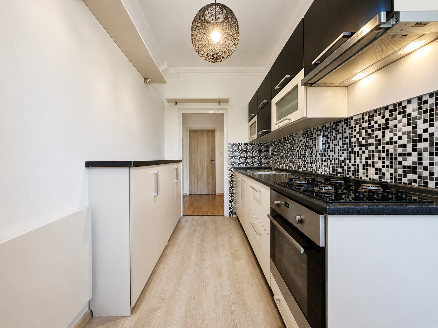 BE.LIVE COMPANY– NA PREDAJ– 2,5-IZBOVÝ BYT -LOGGIA - PIVNICA – BRATISLAVA NOVÉ MESTO - ČESKOSLOVENSKÝCH PARAŠUTISTOV
