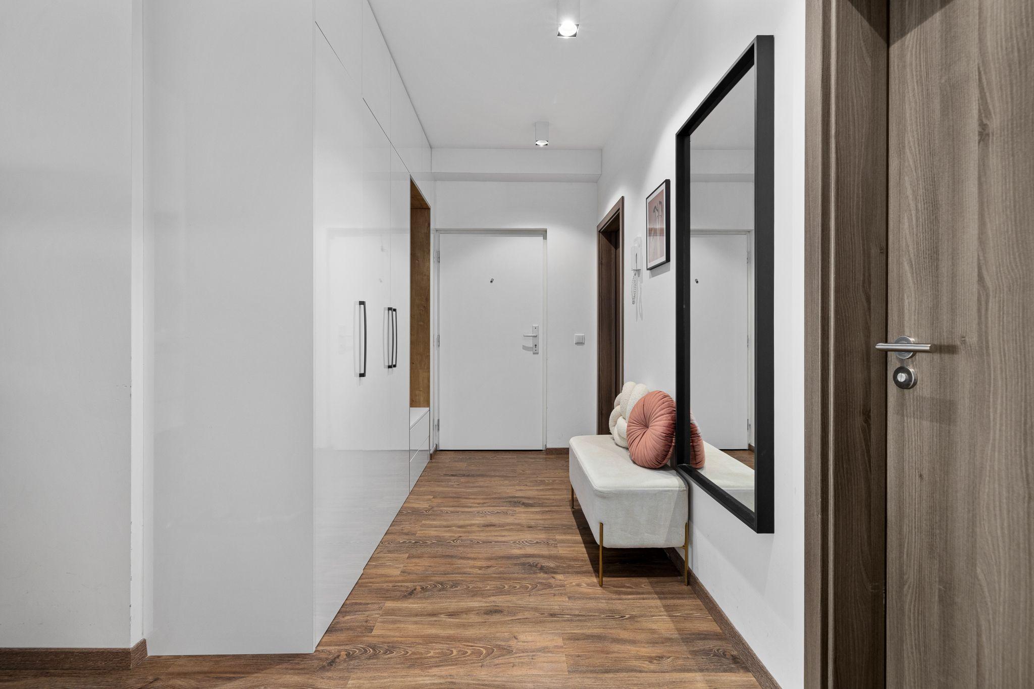 PREDANÝ - BE.LIVE COMPANY- MODERNÝ 2-IZBOVÝ BYT - ARCHITEKTONICKÝ DIZAJN – S DVOMA BALKÓNMI – NOVOSTAVBA – TEHELNÉ POLE- BRATISLAVA