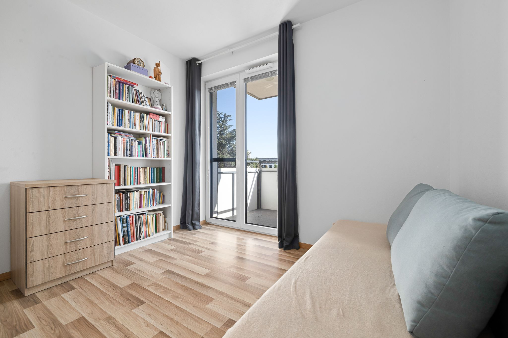 BE.LIVE COMPANY- PREDAJ - SVETLÝ 3-IZBOVÝ BYT S DVOMA BALKÓNMI A PARKOVANÍM – NA PIESKU, RUŽINOV