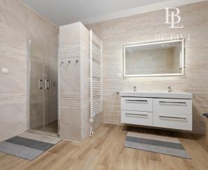 PREDANÉ- 4 IZBOVÝ- BUNGALOV-109m2- MILOSLAVOV