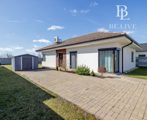 PREDANÉ- 4 IZBOVÝ- BUNGALOV-109m2- MILOSLAVOV